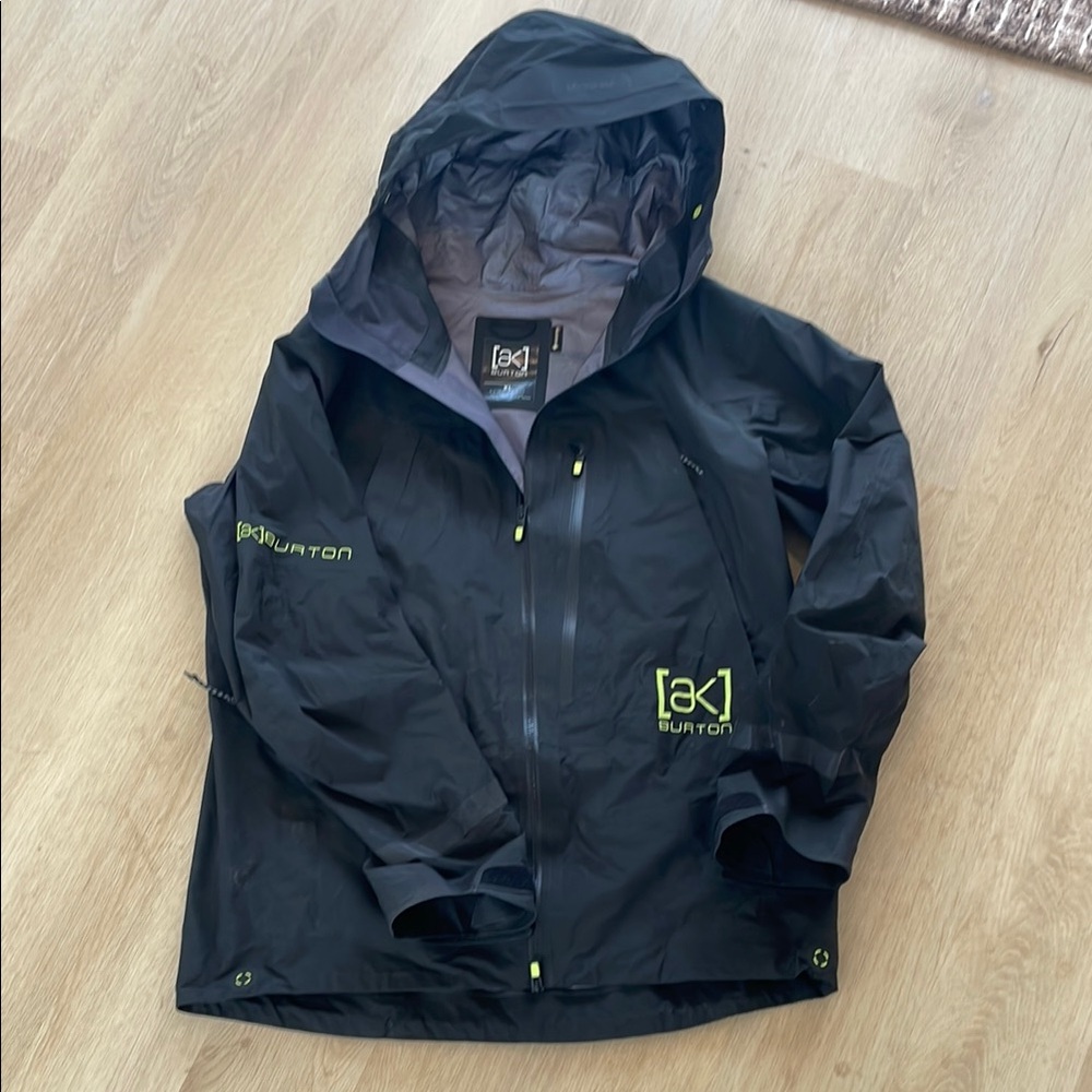 XL Burton AK Tusk Gore Tex Pro Black Snowboard  Jacket with Green GTX Recco Lime